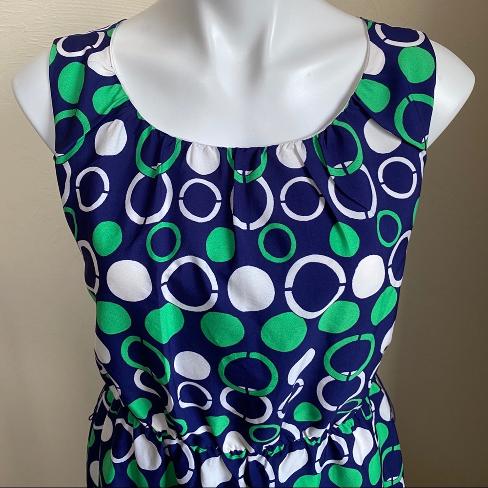 Banana Republic circle pattern dress - Picture 2 of 3